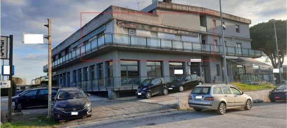 63m² Office in Umbertide, Italy No. 116236 3