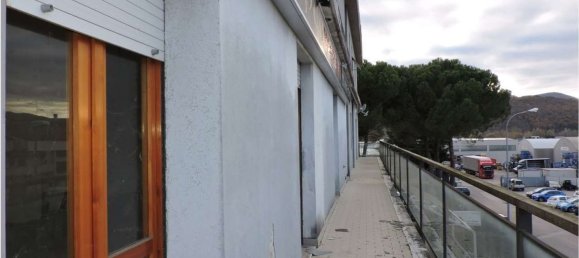 63m² Office in Umbertide, Italy No. 116236 10