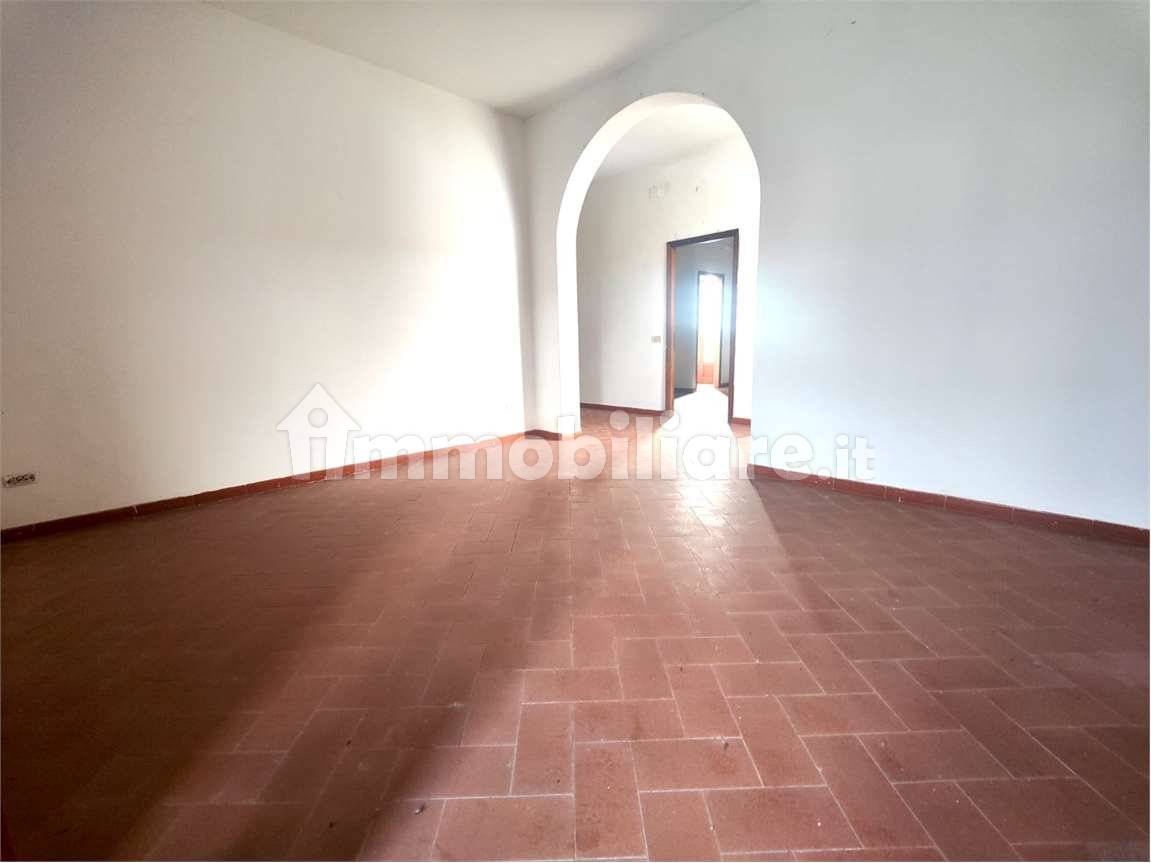 Casa de 3 dormitorios en Castelnuovo Magra, Italy No. 299634