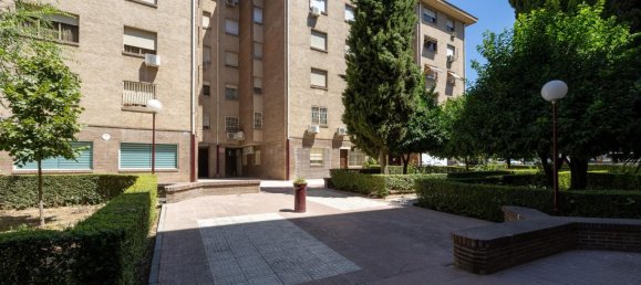 Квартира с 3 спальнями в Гранада, Испания № 140416 22