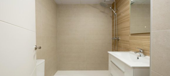 Квартира с 3 спальнями в Гранада, Испания № 140416 8