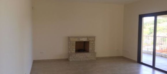 3 bedrooms Villa in Monagroulli, Cyprus No. 14512 5