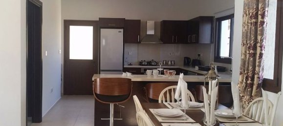 3 bedrooms Villa in Monagroulli, Cyprus No. 14512 4