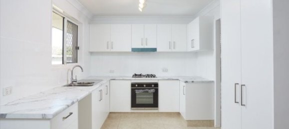 Granja de 7 dormitorios en Gaven, Australia No. 923 22