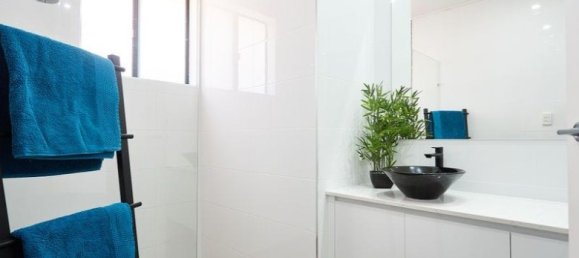 Granja de 7 dormitorios en Gaven, Australia No. 923 10