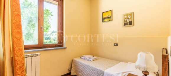 35 bedrooms Hotel in Gubbio, Italy No. 115139 14