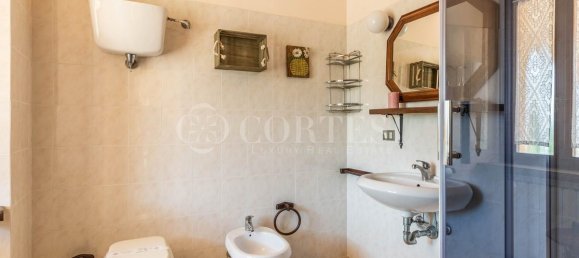 35 bedrooms Hotel in Gubbio, Italy No. 115139 24