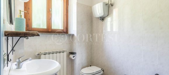 35 bedrooms Hotel in Gubbio, Italy No. 115139 41