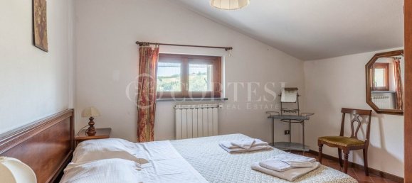 35 bedrooms Hotel in Gubbio, Italy No. 115139 33