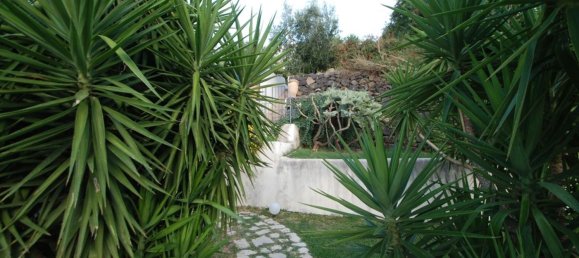 3-Zimmer Haus in Malfa, Italy, Nr. 148887 6