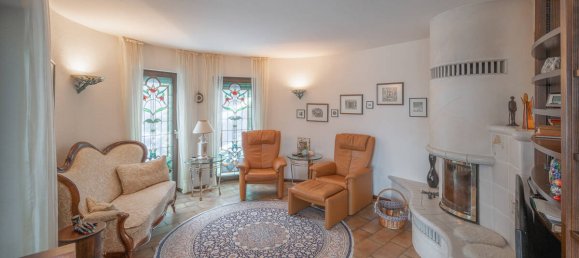 6 rooms Townhouse in Tuttlingen, Germany No. 45958 4