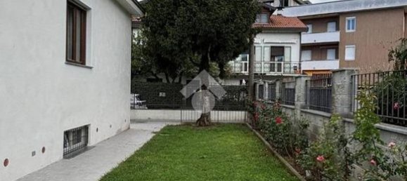 Вилла с 3 спальнями в Ро, Италия № 332137 37