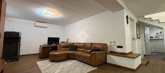 Вилла с 3 спальнями в Ро, Италия № 332137 9