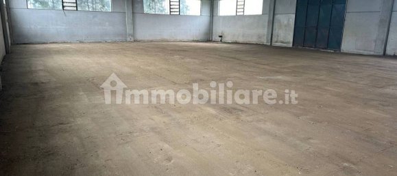 Armazém de 3 divisões em Sant'Alessio con Vialone, Italy N.º 356259 9