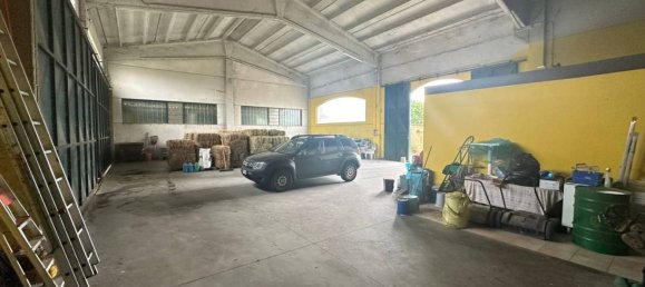 Armazém de 3 divisões em Sant'Alessio con Vialone, Italy N.º 356259 2