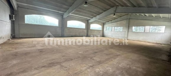 Armazém de 3 divisões em Sant'Alessio con Vialone, Italy N.º 356259 15