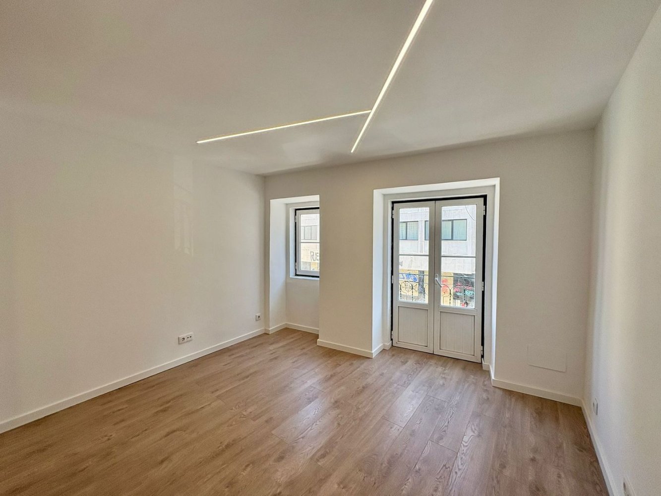 Квартира с 2 спальнями в Лиссабон, Португалия № 238060