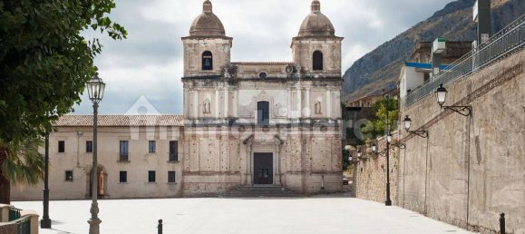 6 غرف نوم شقة في Stilo, Italy رقم 340070 21