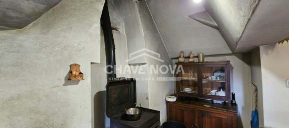 2 bedrooms House in Cinfaes, Portugal No. 49182 3