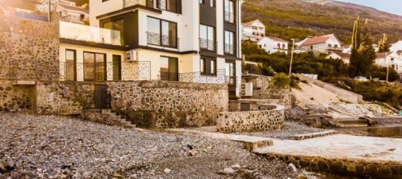 3 bedrooms Commercial property in Tivat, Montenegro No. 120 30