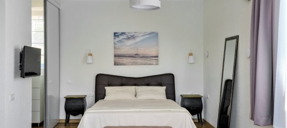 3 bedrooms Commercial property in Tivat, Montenegro No. 120 22