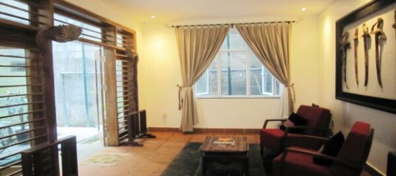 Casa de 3 dormitorios en Tay Ho, Vietnam No. 2649 11