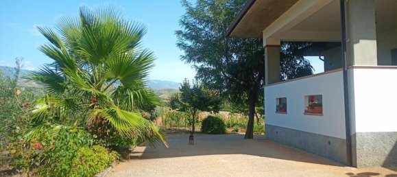 Casa de 4 divisões em Malvito, Italy N.º 252111 29