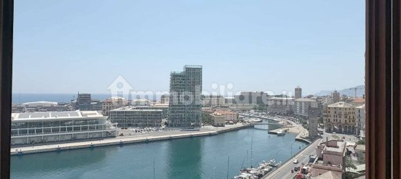 Apartamento de 3 dormitorios en Savona, Italy No. 75697 23