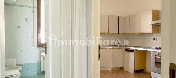 Apartamento de 3 dormitorios en Savona, Italy No. 75697 12