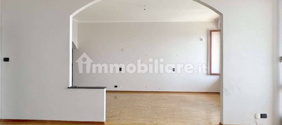 Apartamento de 3 dormitorios en Savona, Italy No. 75697 9