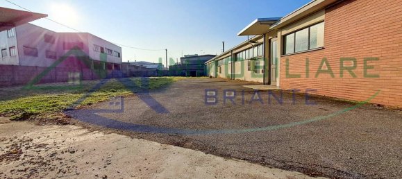 2-Zimmer Lagerhaus in Somma Lombardo, Italy, Nr. 87690 2