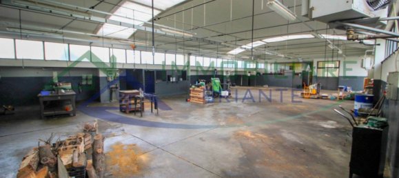 2-Zimmer Lagerhaus in Somma Lombardo, Italy, Nr. 87690 8