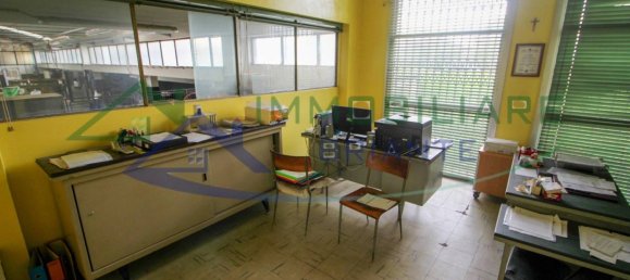 2-Zimmer Lagerhaus in Somma Lombardo, Italy, Nr. 87690 16