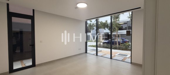 4 bedrooms Villa in Tilal City, UAE No. 40699 11