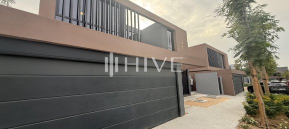 4 bedrooms Villa in Tilal City, UAE No. 40699 33
