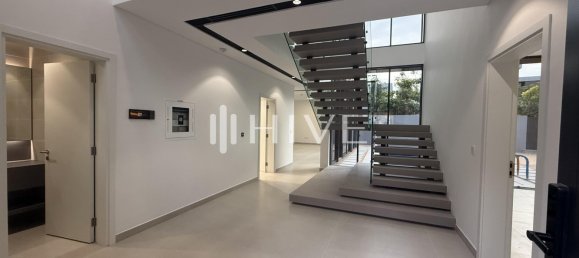 4 bedrooms Villa in Tilal City, UAE No. 40699 26