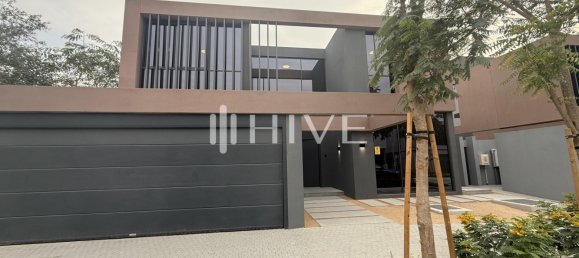 4 bedrooms Villa in Tilal City, UAE No. 40699 35