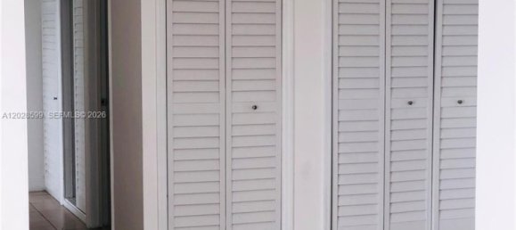2 dormitorios propiedad comercial en alquiler en Miami, Miami-Dade, Florida, USA № 614928 16