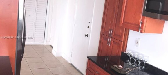 2 dormitorios propiedad comercial en alquiler en Miami, Miami-Dade, Florida, USA № 614928 11