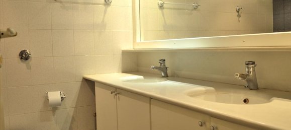 10 chambres Villa à Neo Psychiko, Greece No. 6818 20