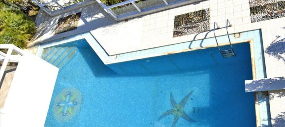 10 chambres Villa à Neo Psychiko, Greece No. 6818 25