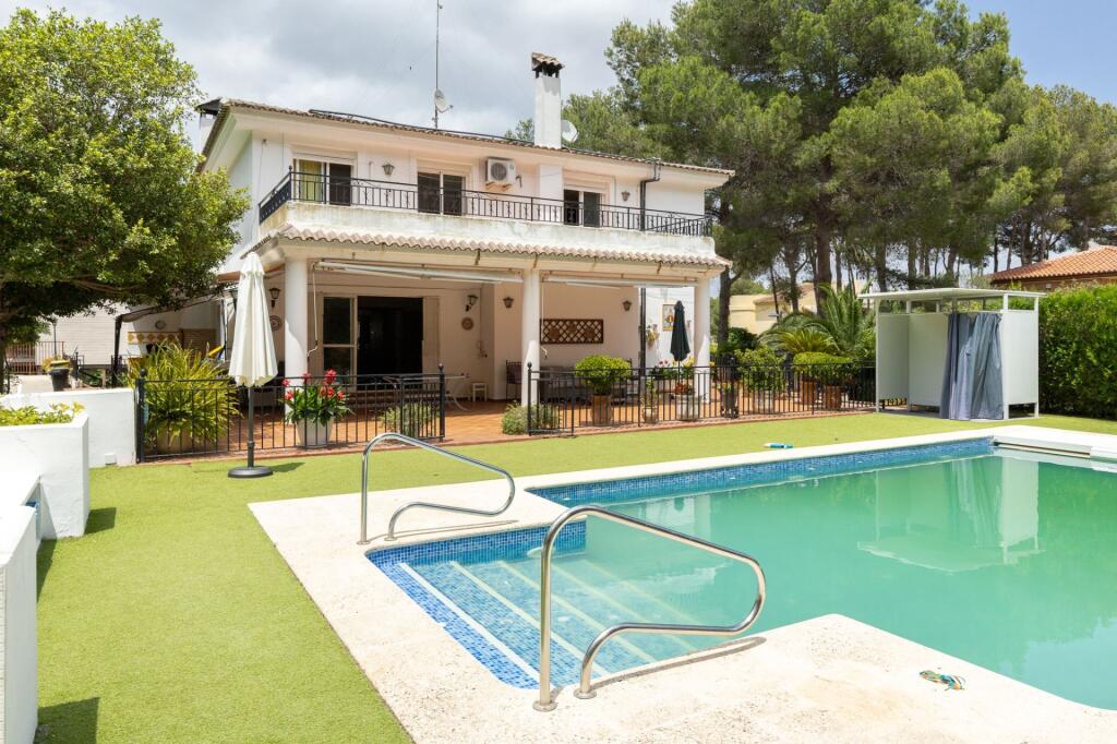 7 bedrooms Villa in Estivella, Spain No. 167526