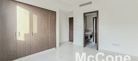 Таунхаус с 3 спальнями в Рим, ОАЭ № 34190 10