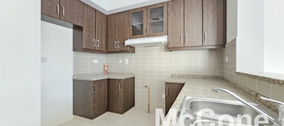 Таунхаус с 3 спальнями в Рим, ОАЭ № 34190 5