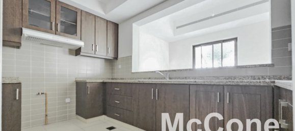 Таунхаус с 3 спальнями в Рим, ОАЭ № 34190 6