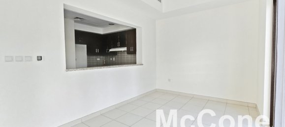 Таунхаус с 3 спальнями в Рим, ОАЭ № 34190 4