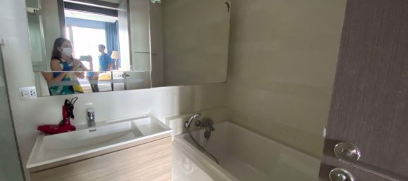 1 bedroom Condo in Khlong Toei, Thailand No. 9518 6