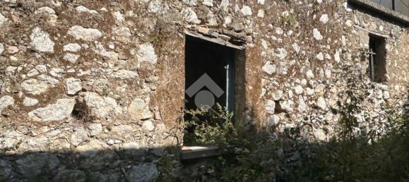 3 bedrooms House in Serino, Italy No. 329164 9