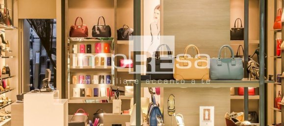 5-Zimmer Gewerbliche Immobilie in Caerano di San Marco, Italy, Nr. 179194 3