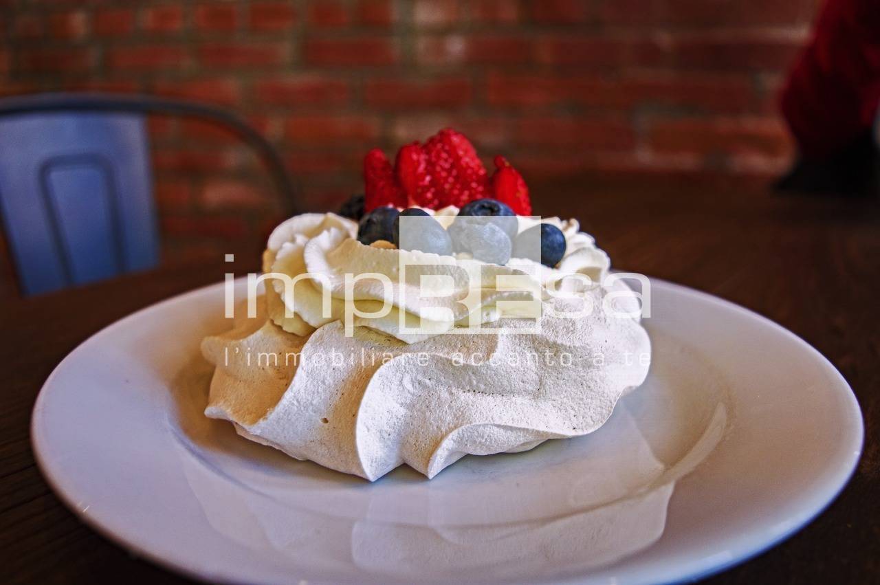 5-Zimmer Gewerbliche Immobilie in Caerano di San Marco, Italy, Nr. 179194